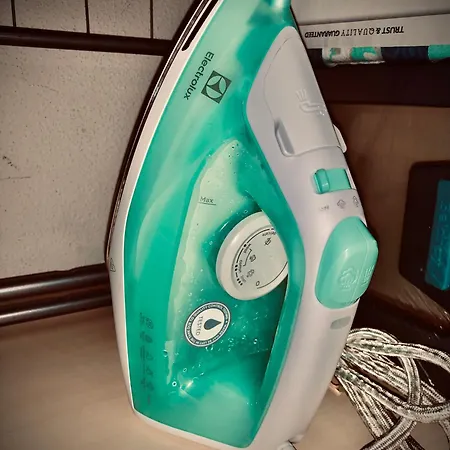 V Centre Ziliny S Parkovanim Apartment